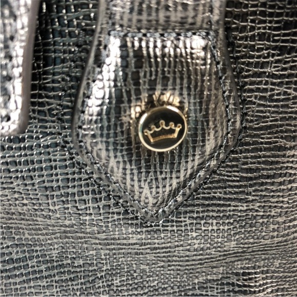 New Elaine Turner Aubrey Stamped Platinum Leather Large Shoulder Bag - Picture 7 of 12